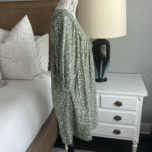 Mirth Belem Dress in Mint Field Flower - Picture 7 of 14